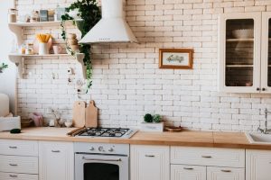 Packing your kitchen cabinets with ease