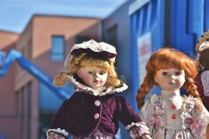 Take extra care with porcelain dolls when packing children's toys