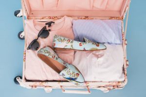 Moving to Miami from Canada by packing your suitcase