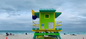 a lifeguard house on the beach