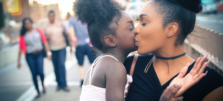 mum and kid in one of the Best Florida cities for foreigners