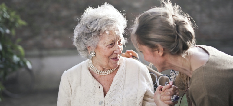 An older and younger woman