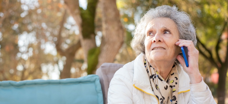 A retiree in the best age for moving to Miami