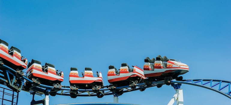 Empty roller coaster in one of the best places in Florida for adventure seekers