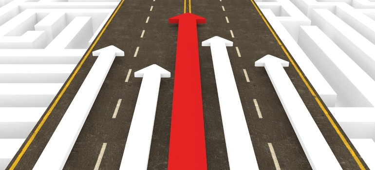 Arrows going up to represent growth in states
