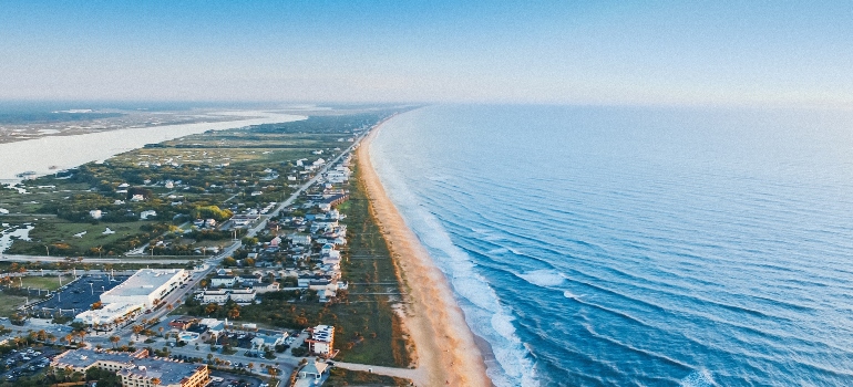 a view of one of the top Florida places to move to after a break-up