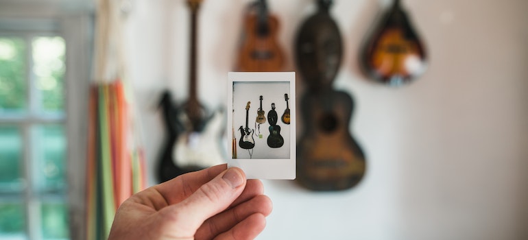 Person showing a photo of instruments