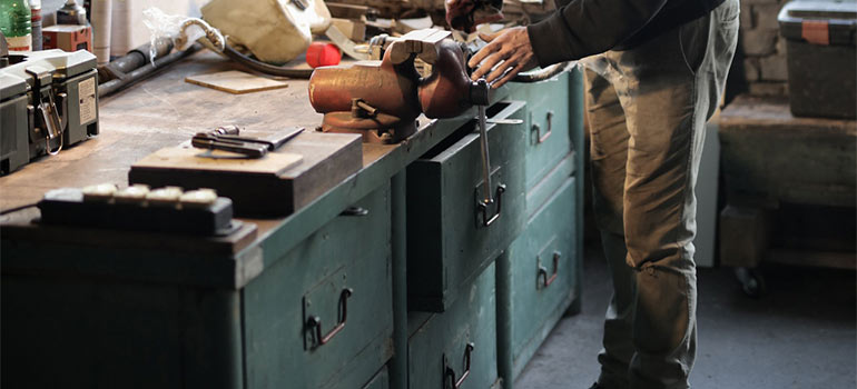 using workbench