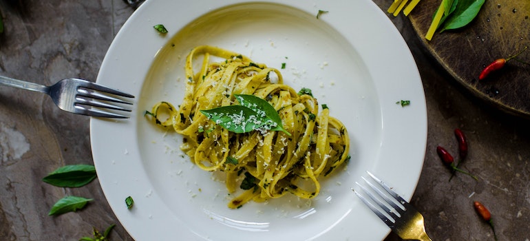 pasta plate