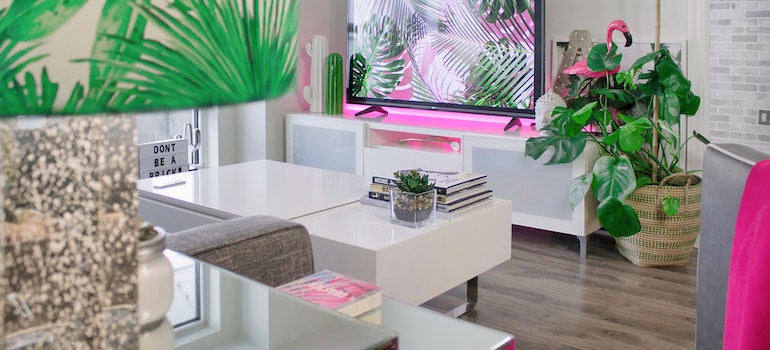 flamingo-themed decor