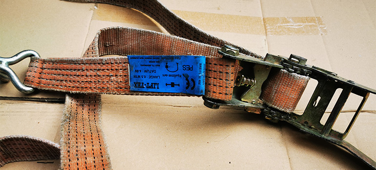 ratchet straps