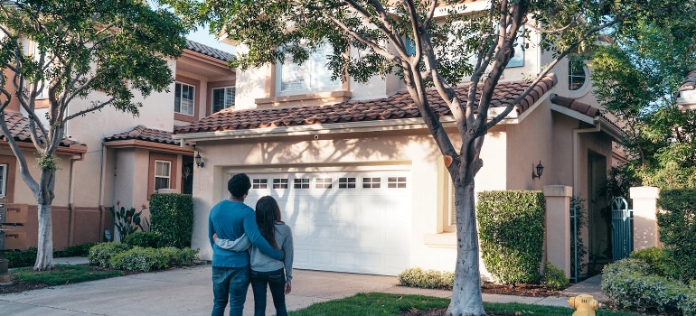 couple looking a new home