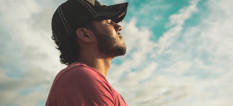man trying to rest well before moving