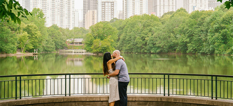 couple in Piedmont Park