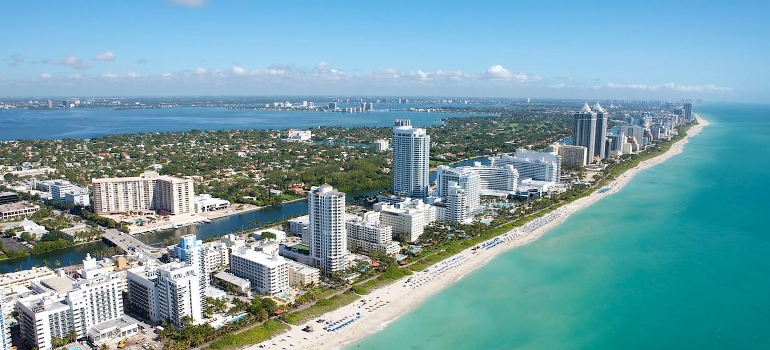moving to Miami for tennis